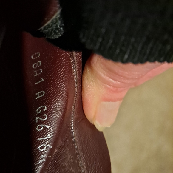 ***Authentic***Channel Quilted Gorgeous Booties - Picture 6 of 8